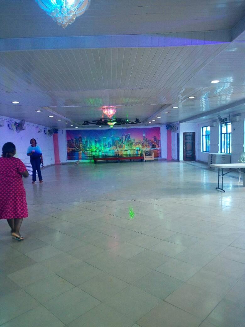 Ben Auto Hotel ลากอส ภายนอก รูปภาพ