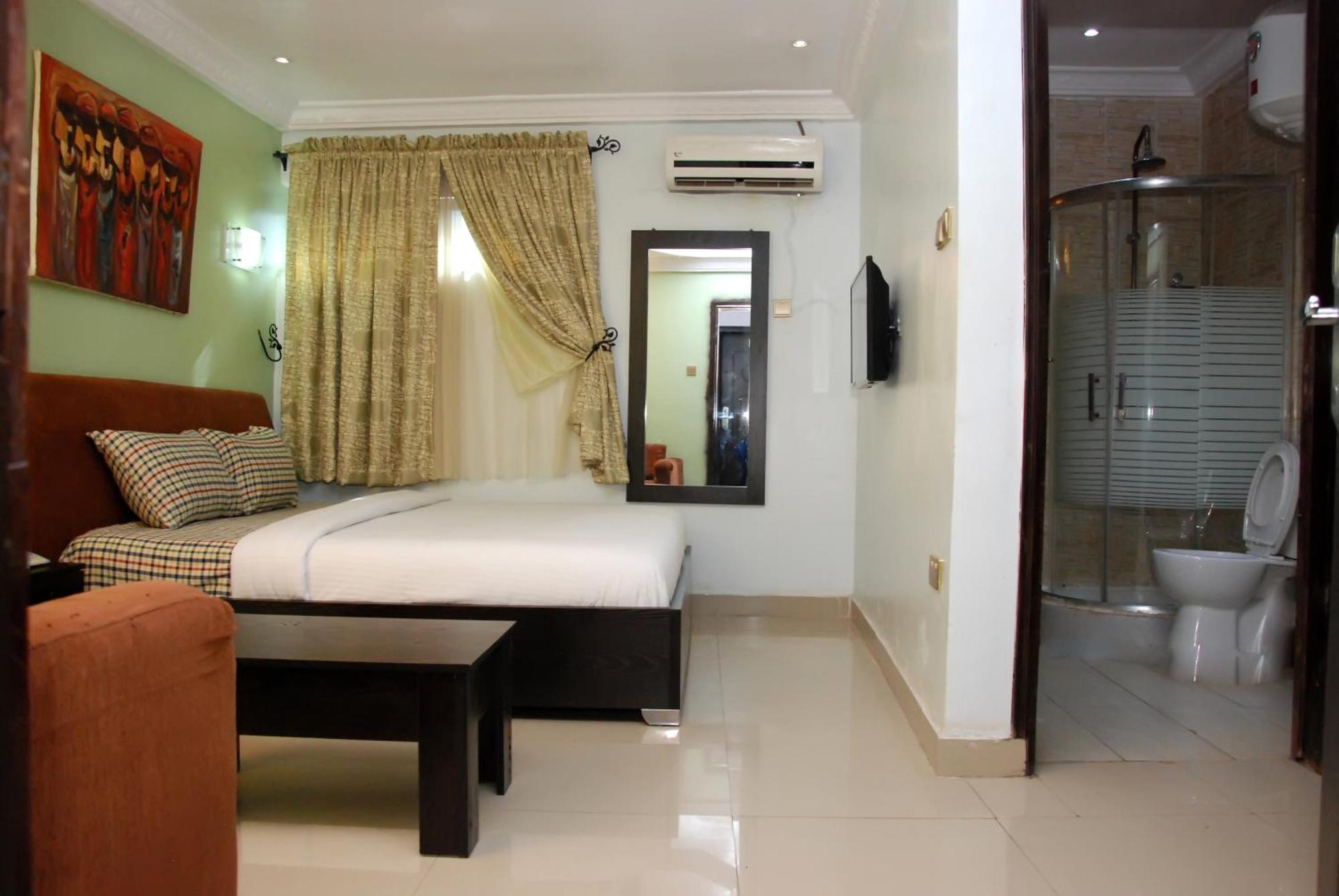 Ben Auto Hotel ลากอส ภายนอก รูปภาพ