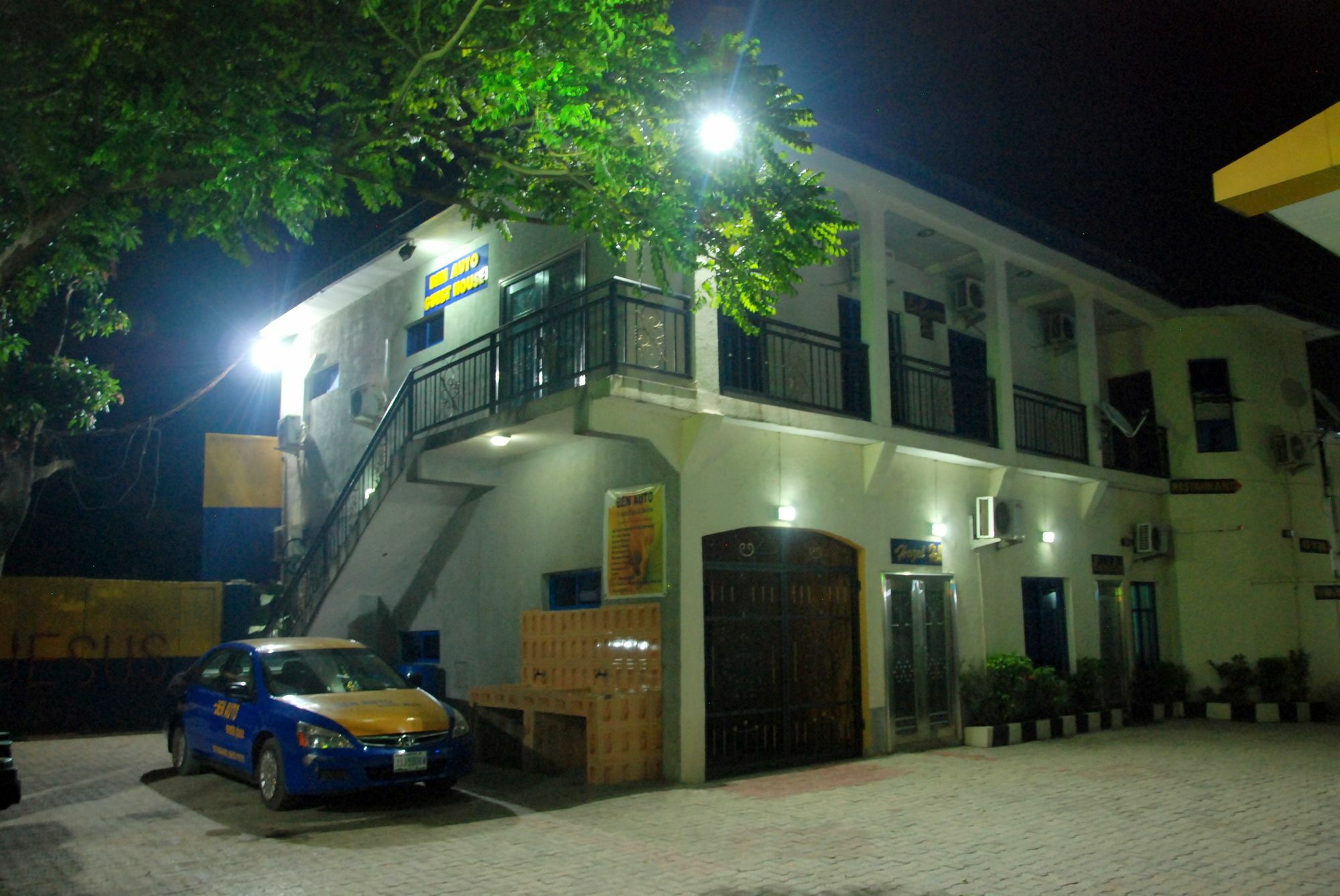 Ben Auto Hotel ลากอส ภายนอก รูปภาพ